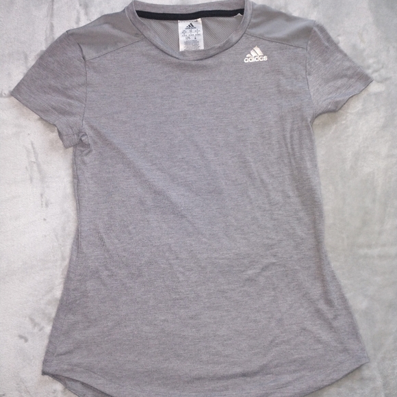 Adidas shirt - Picture 1 of 4